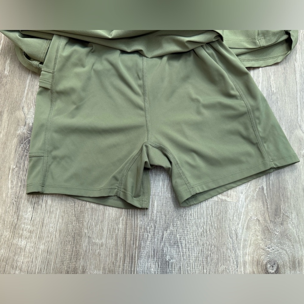 Abercrombie Traveler Mini Active Dress | XS | Built-In Shorts | Green - Picture 8 of 13